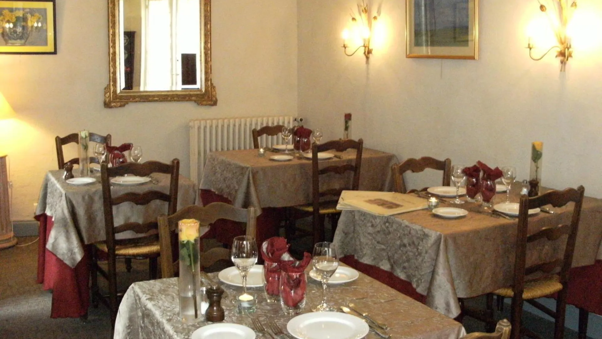 Hostellerie Le Beffroi Vaison-la-Romaine 3*,  France