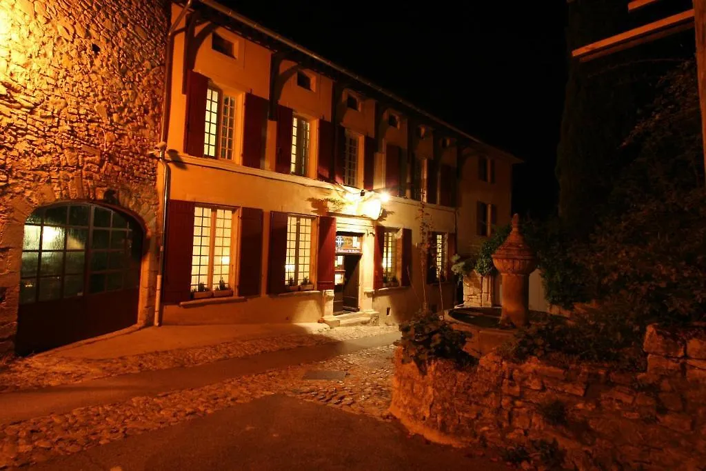 Hostellerie Le Beffroi Vaison-la-Romaine 3*,